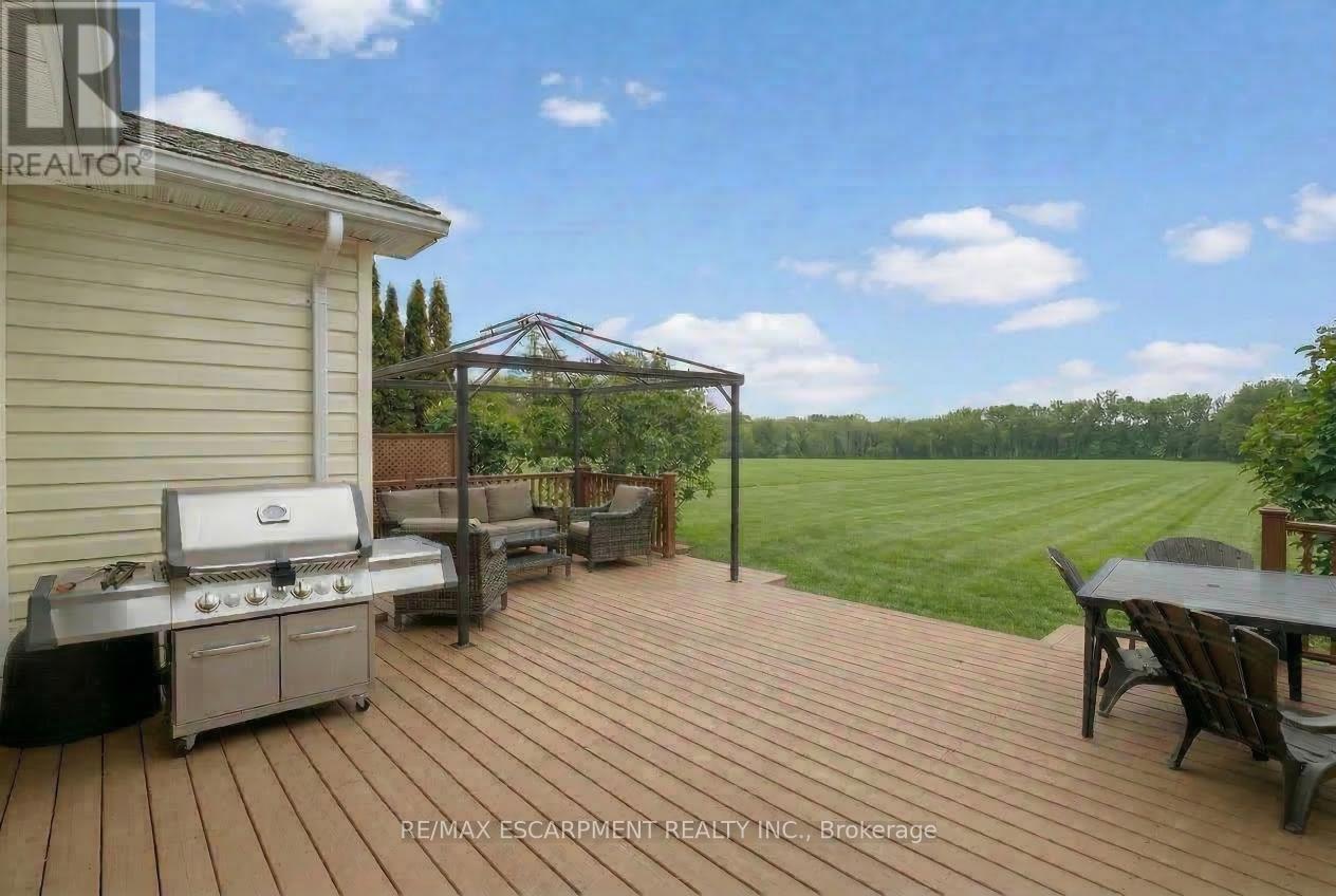 148 Glenariff Drive, Hamilton, Ontario  L8B 1A5 - Photo 34 - X12730528