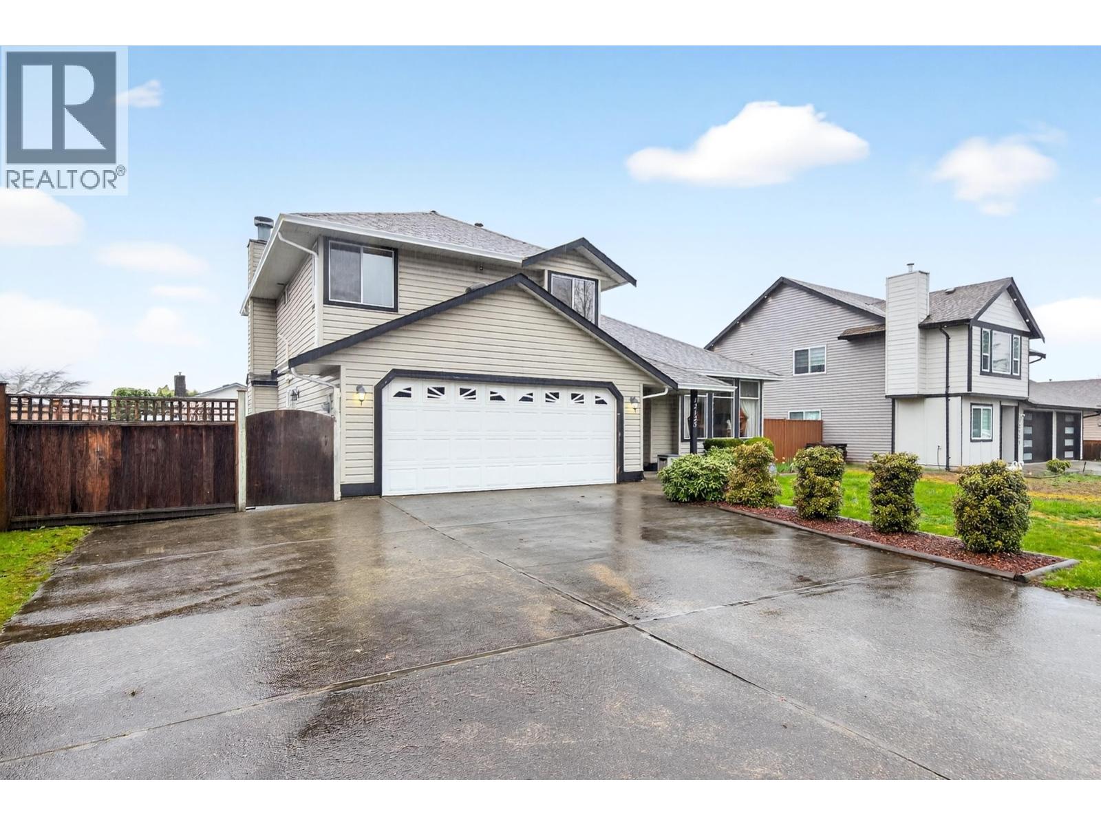 12125 189a Street, Pitt Meadows, British Columbia  V3Y 2K5 - Photo 2 - R3101873