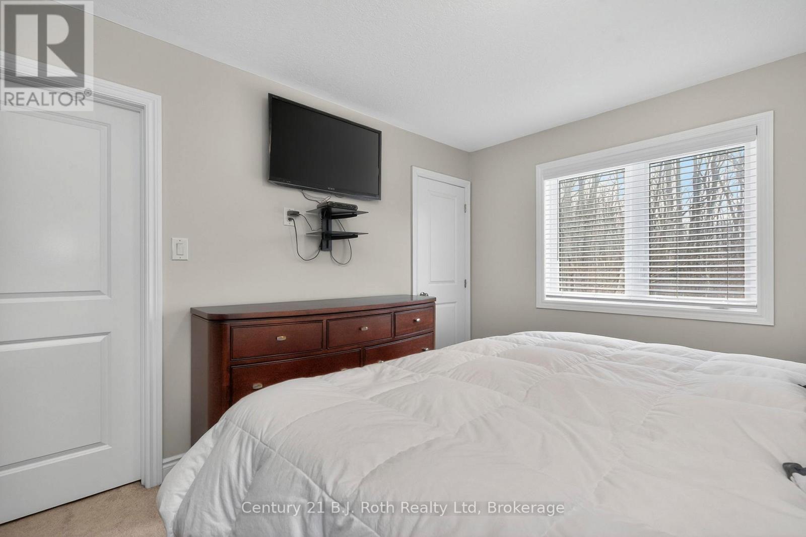 54 Ralph Dalton Boulevard, Tay (Victoria Harbour), Ontario  L0K 2A0 - Photo 16 - S12903728