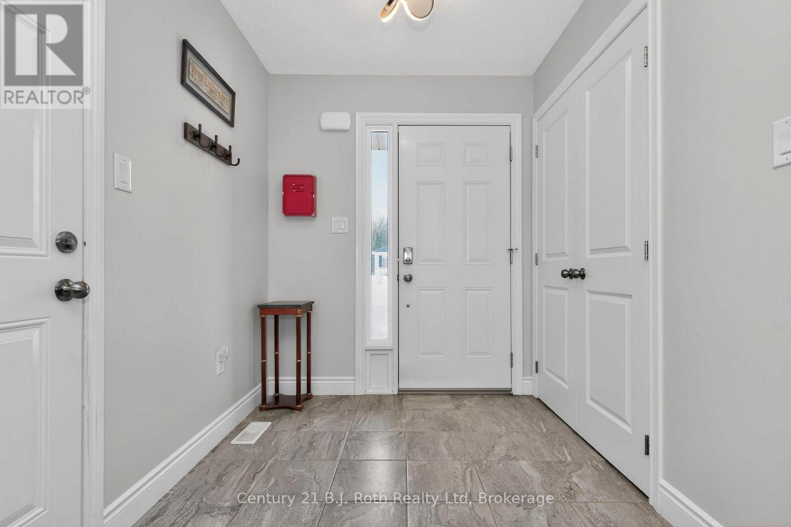 54 Ralph Dalton Boulevard, Tay (Victoria Harbour), Ontario  L0K 2A0 - Photo 6 - S12903728