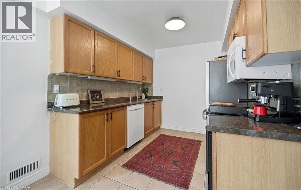 2110 Cleaver Avenue Unit# 242, Burlington, Ontario  L7M 3Z4 - Photo 21 - 40813815