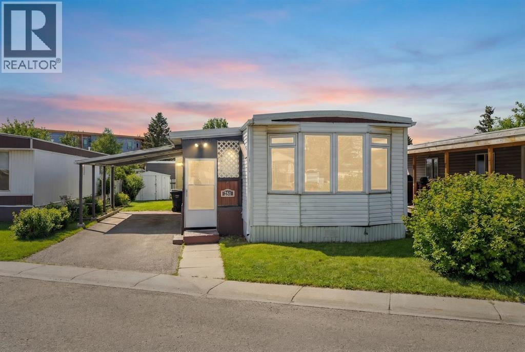 251, 3223 83 Street NW, Calgary, Alberta