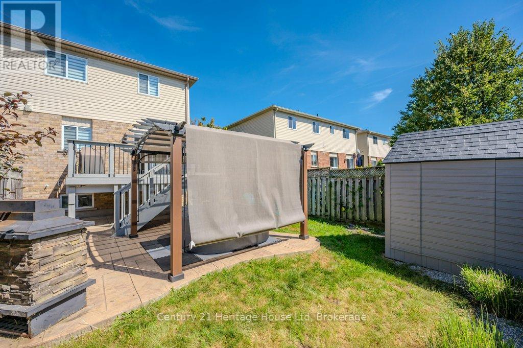 192 Severn Drive, Guelph (Grange Road), Ontario  N1E 0A1 - Photo 38 - X12903770