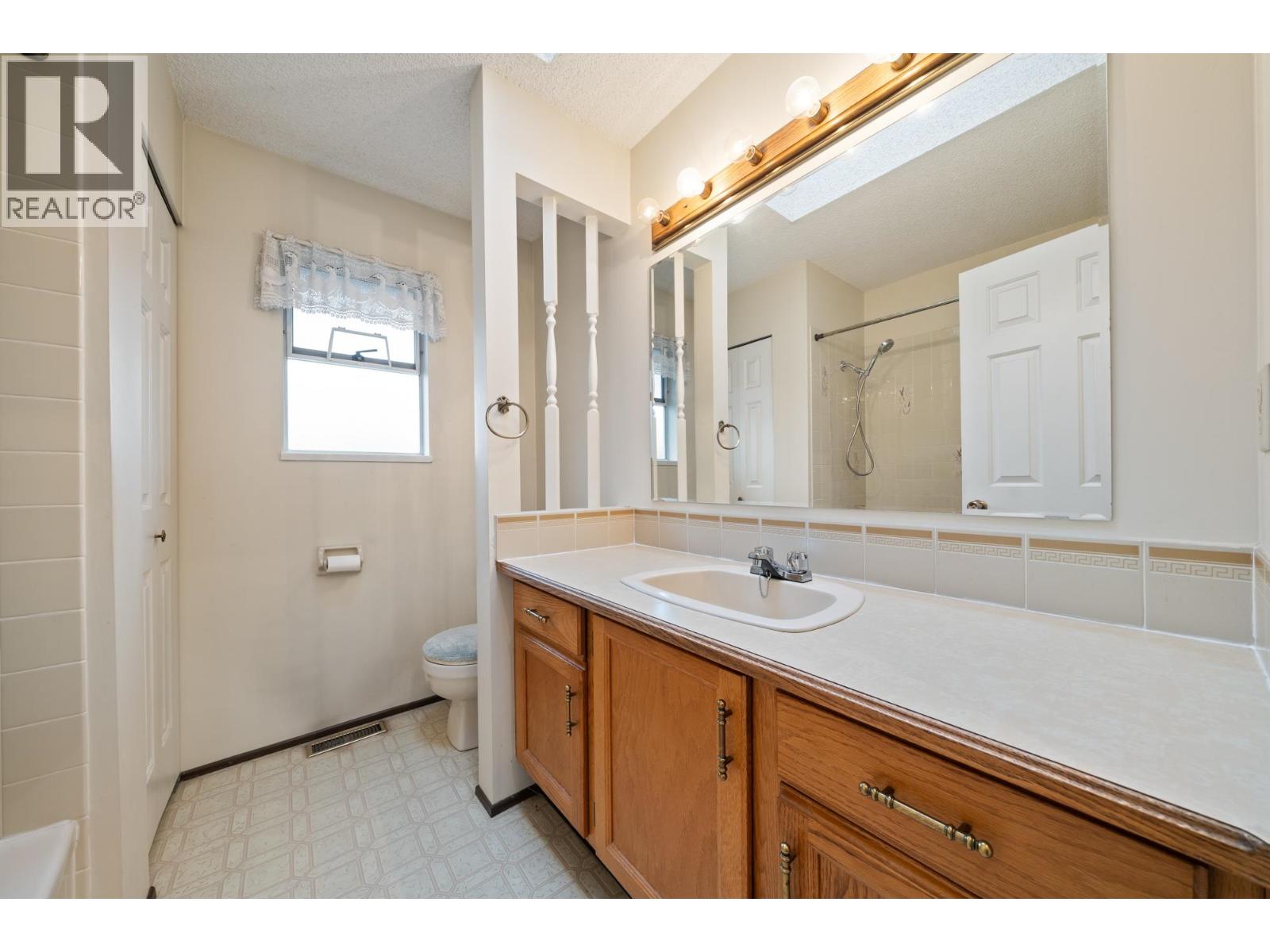 431 Glenbrook Drive, New Westminster, British Columbia  V3L 5J3 - Photo 28 - R3101466