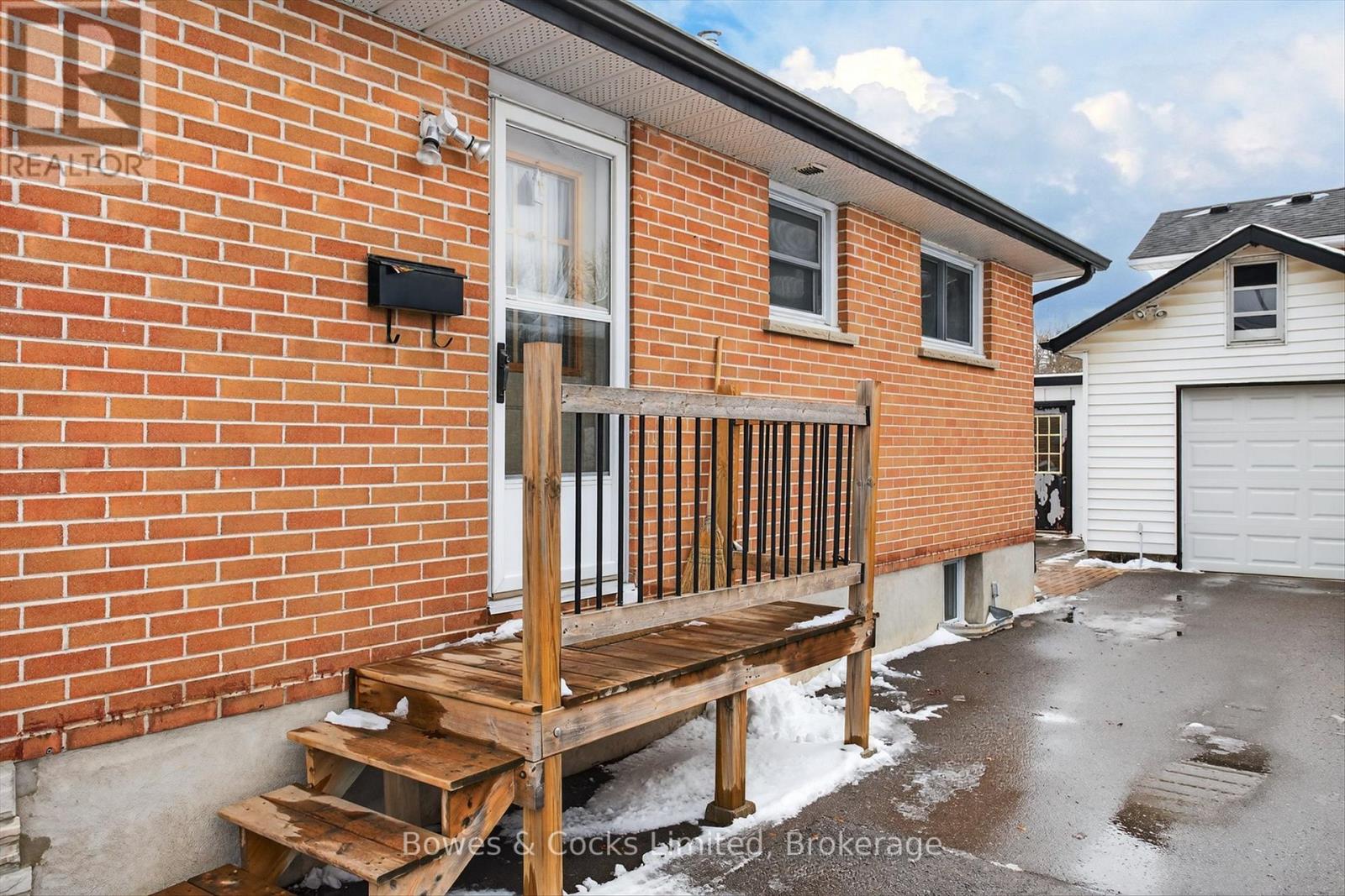 716 Otonabee Drive, Peterborough, Ontario  K9J 7P9 - Photo 38 - X12903824