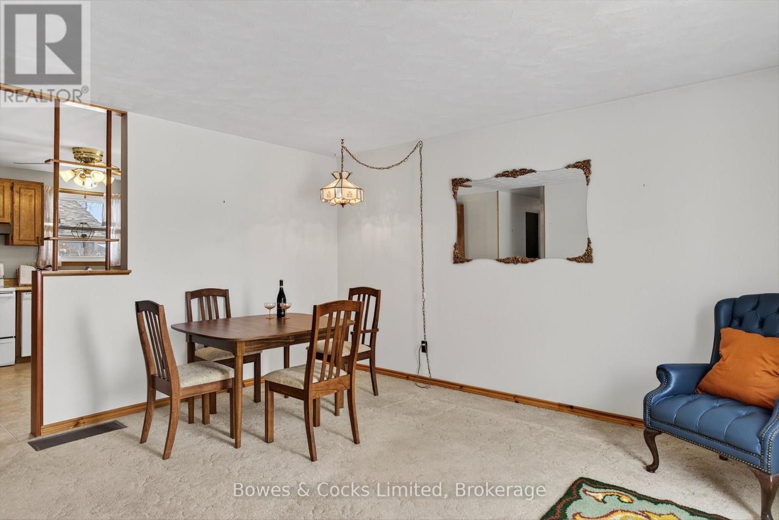 716 Otonabee Drive, Peterborough, Ontario  K9J 7P9 - Photo 5 - X12903824