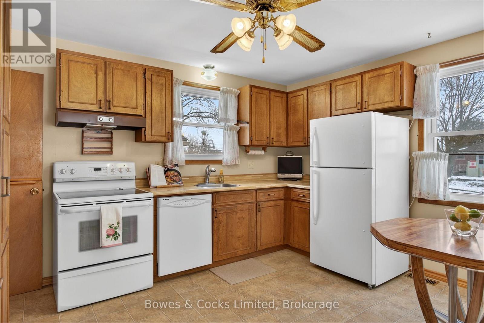 716 Otonabee Drive, Peterborough, Ontario  K9J 7P9 - Photo 8 - X12903824