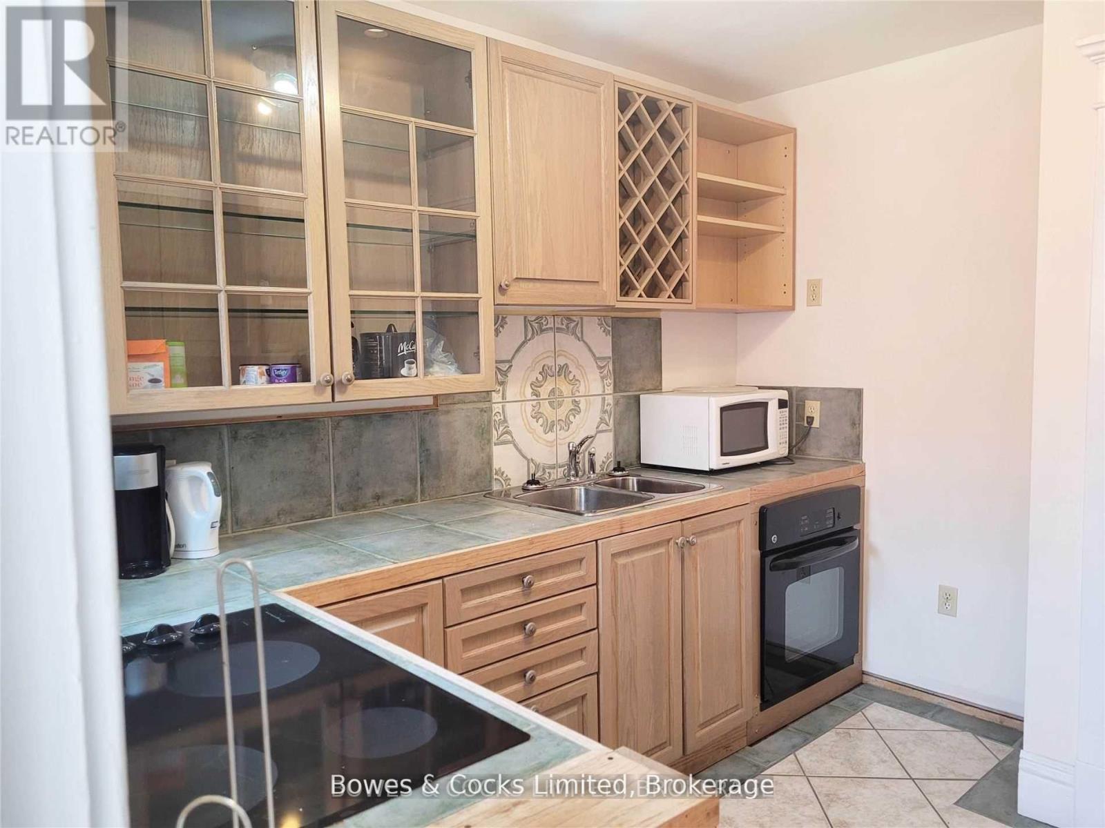 317 Reid Street, Peterborough, Ontario  K9J 3R2 - Photo 9 - X12903832