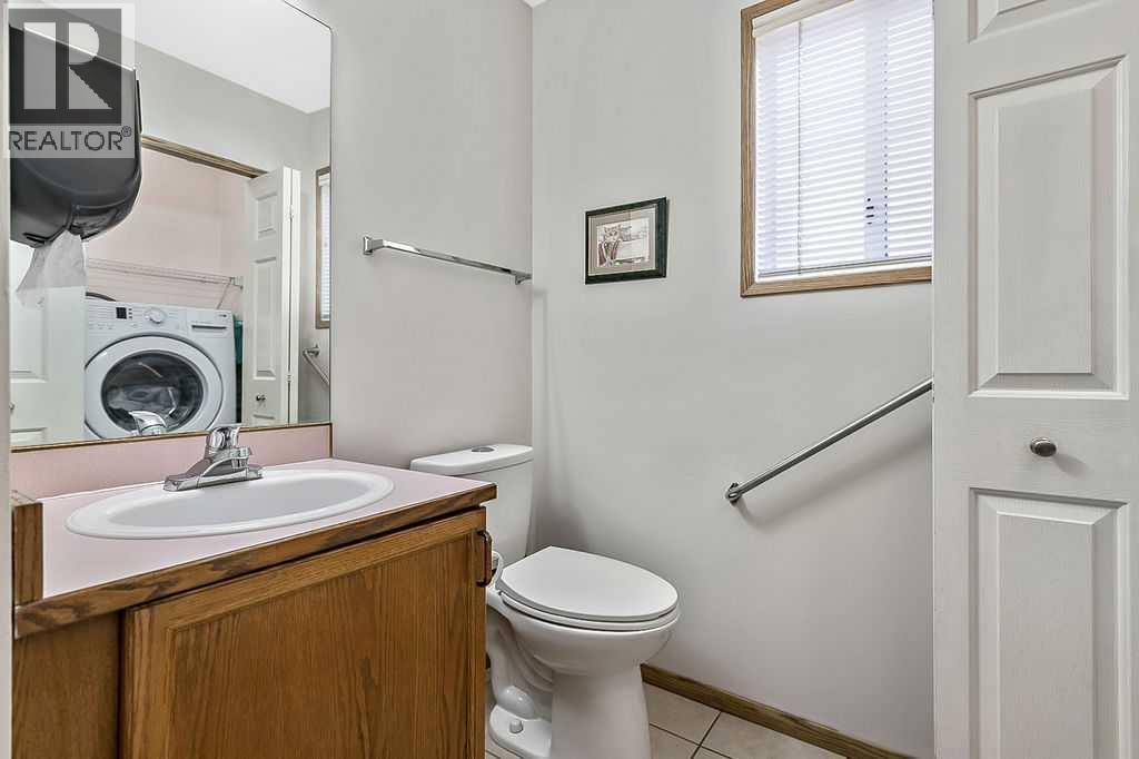 38 Martinwood Road NE, Calgary, Alberta  T3J 3H5 - Photo 12 - A2290628