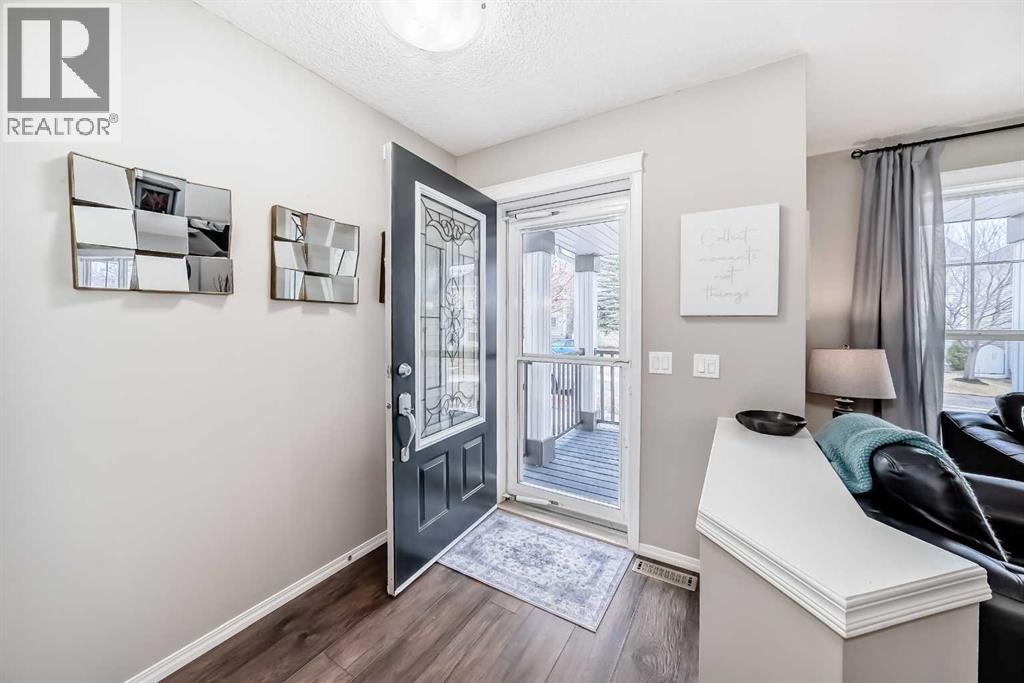 153 Tuscany Springs Way Nw, Calgary, Alberta  T3L 2L5 - Photo 4 - A2294316