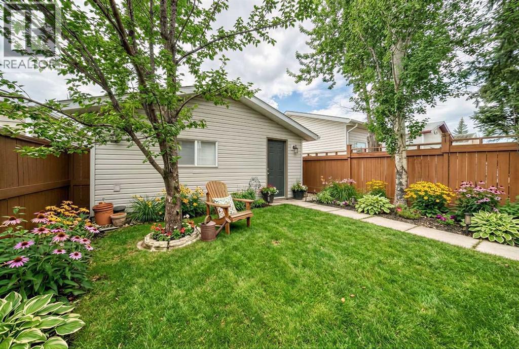 153 Tuscany Springs Way Nw, Calgary, Alberta  T3L 2L5 - Photo 35 - A2294316