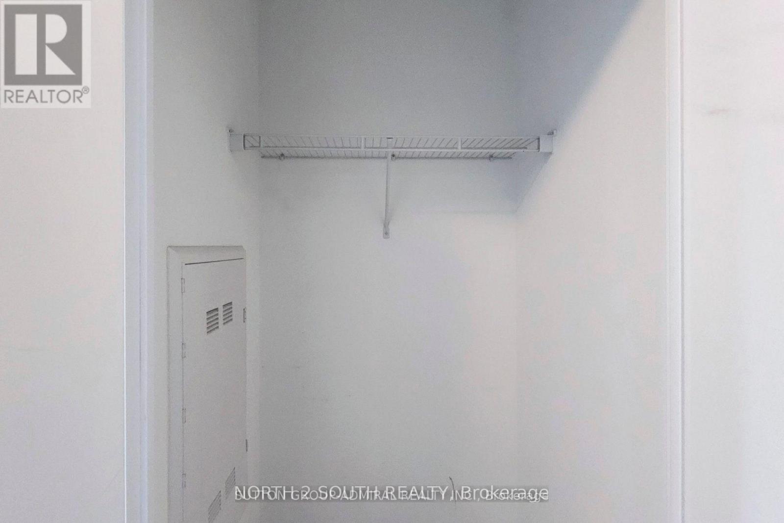 2703 - 290 Adelaide Street W, Toronto (Waterfront Communities), Ontario  M5V 0P3 - Photo 15 - C12903718