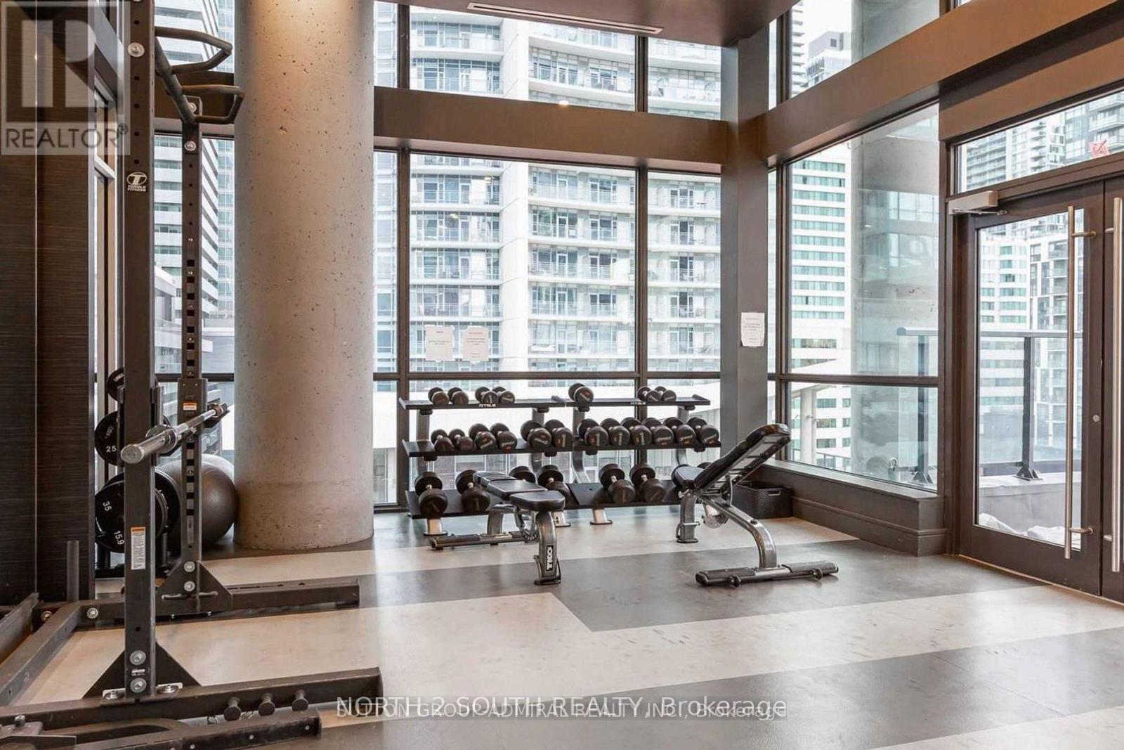 2703 - 290 Adelaide Street W, Toronto (Waterfront Communities), Ontario  M5V 0P3 - Photo 31 - C12903718