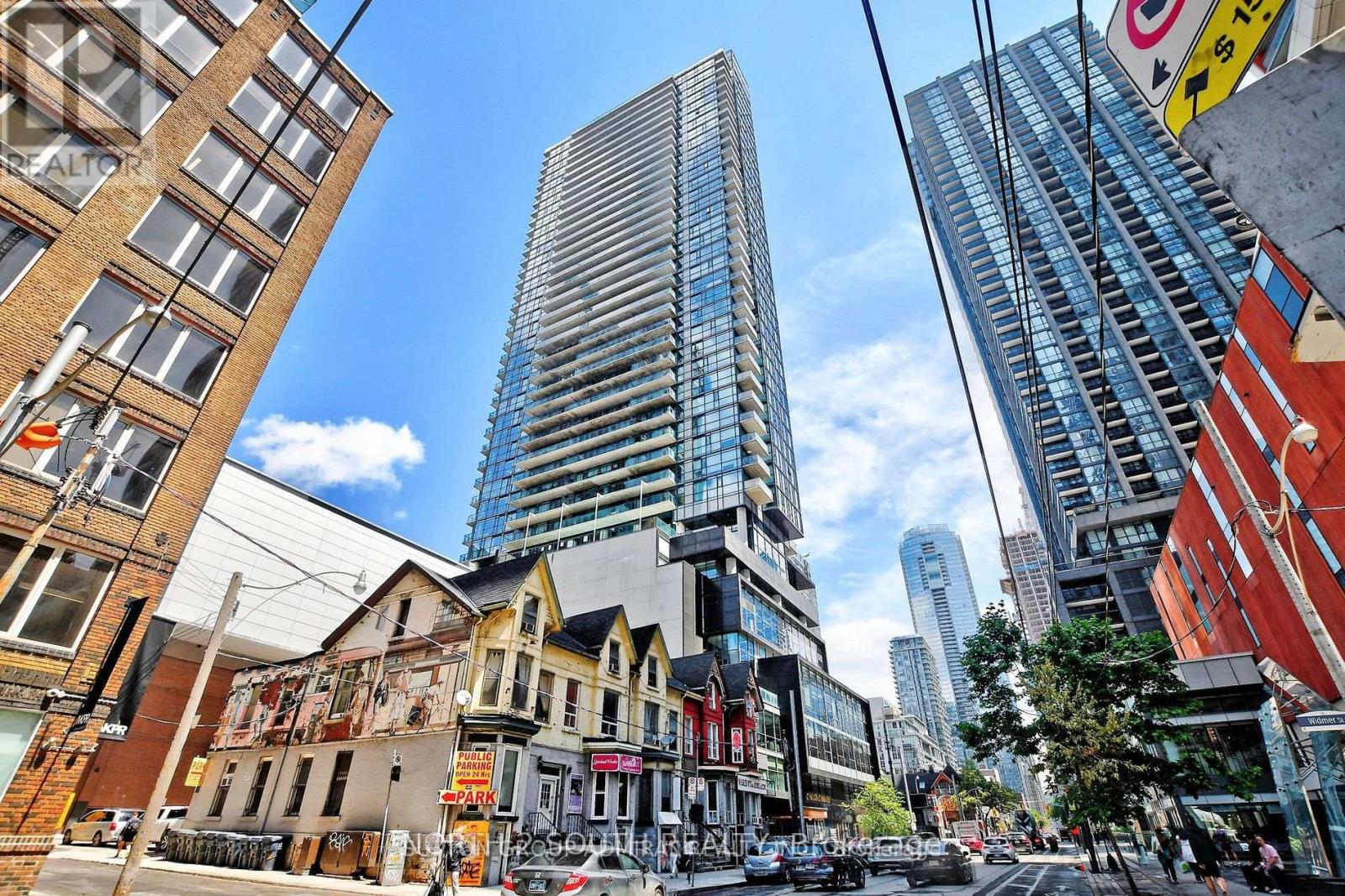 2703 - 290 Adelaide Street W, Toronto (Waterfront Communities), Ontario  M5V 0P3 - Photo 32 - C12903718