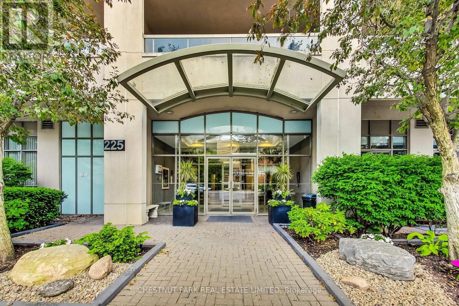 1506 - 35 Merton Street, Toronto (Mount Pleasant West), Ontario  M4S 3G4 - Photo 2 - C12903842