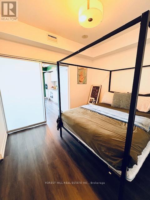 1005 - 21 Widmer Street, Toronto (Waterfront Communities), Ontario  M5V 0B8 - Photo 7 - C12903844