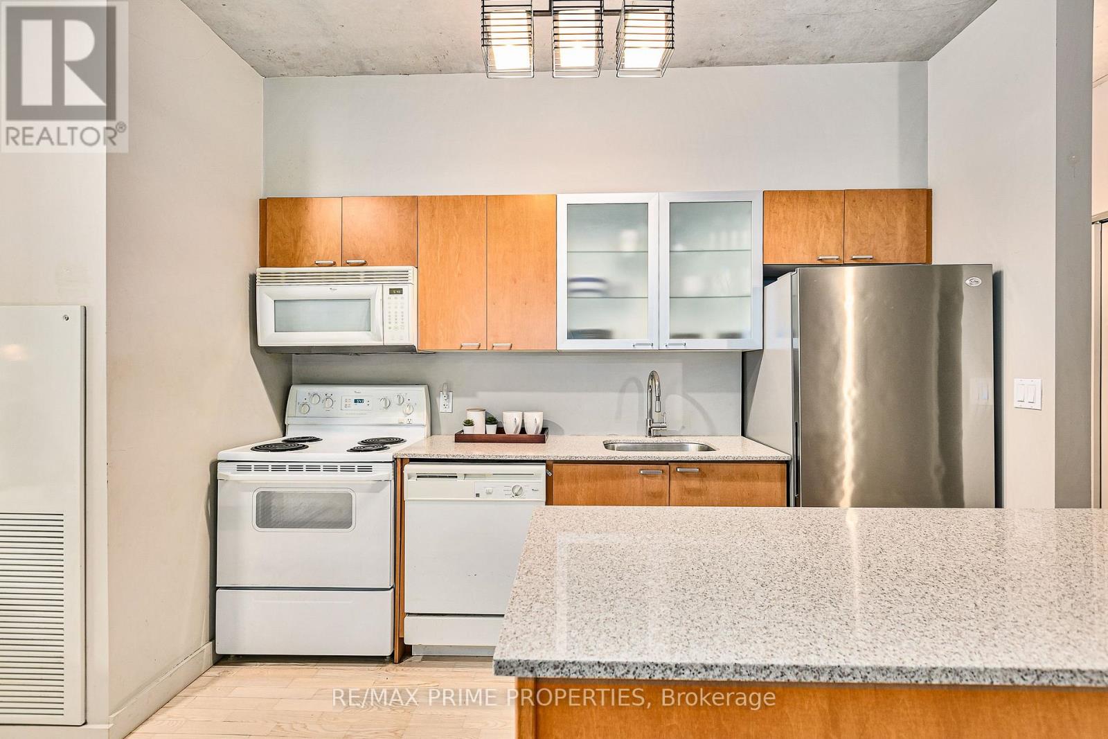 312 - 383 Cumberland Street, Ottawa, Ontario K1N 1J7 - Photo 5 - X12903738