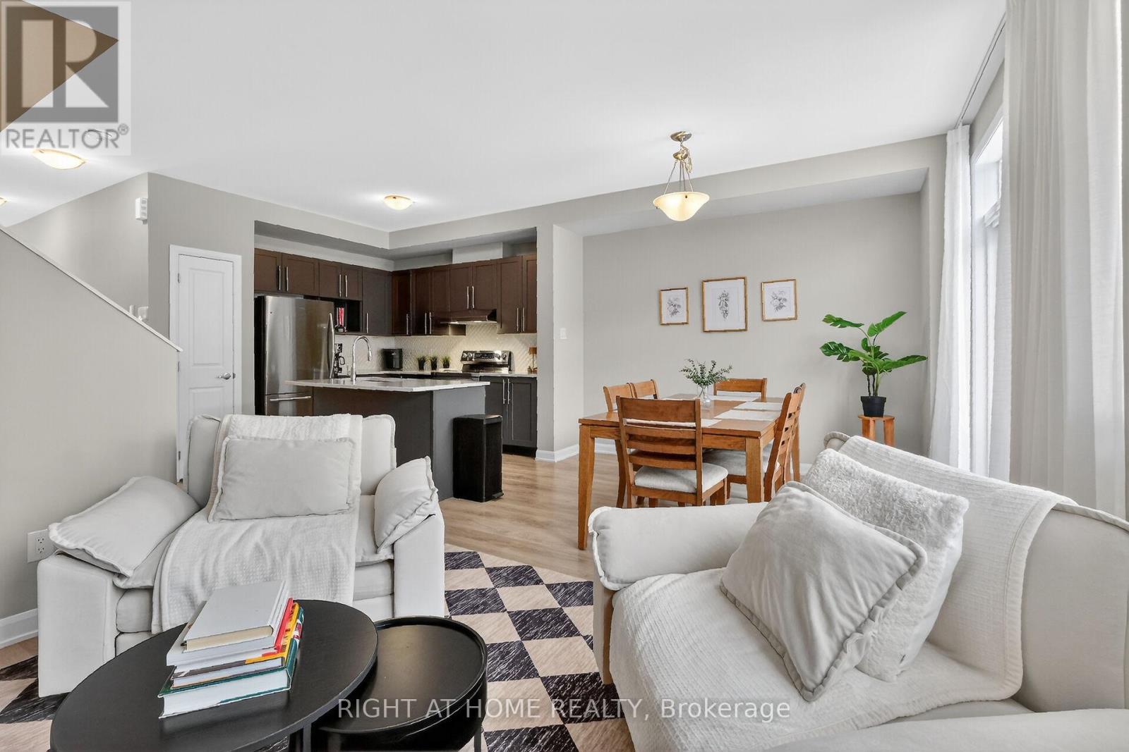 577 Decoeur Drive, Ottawa, Ontario  K4A 5G6 - Photo 12 - X12903780