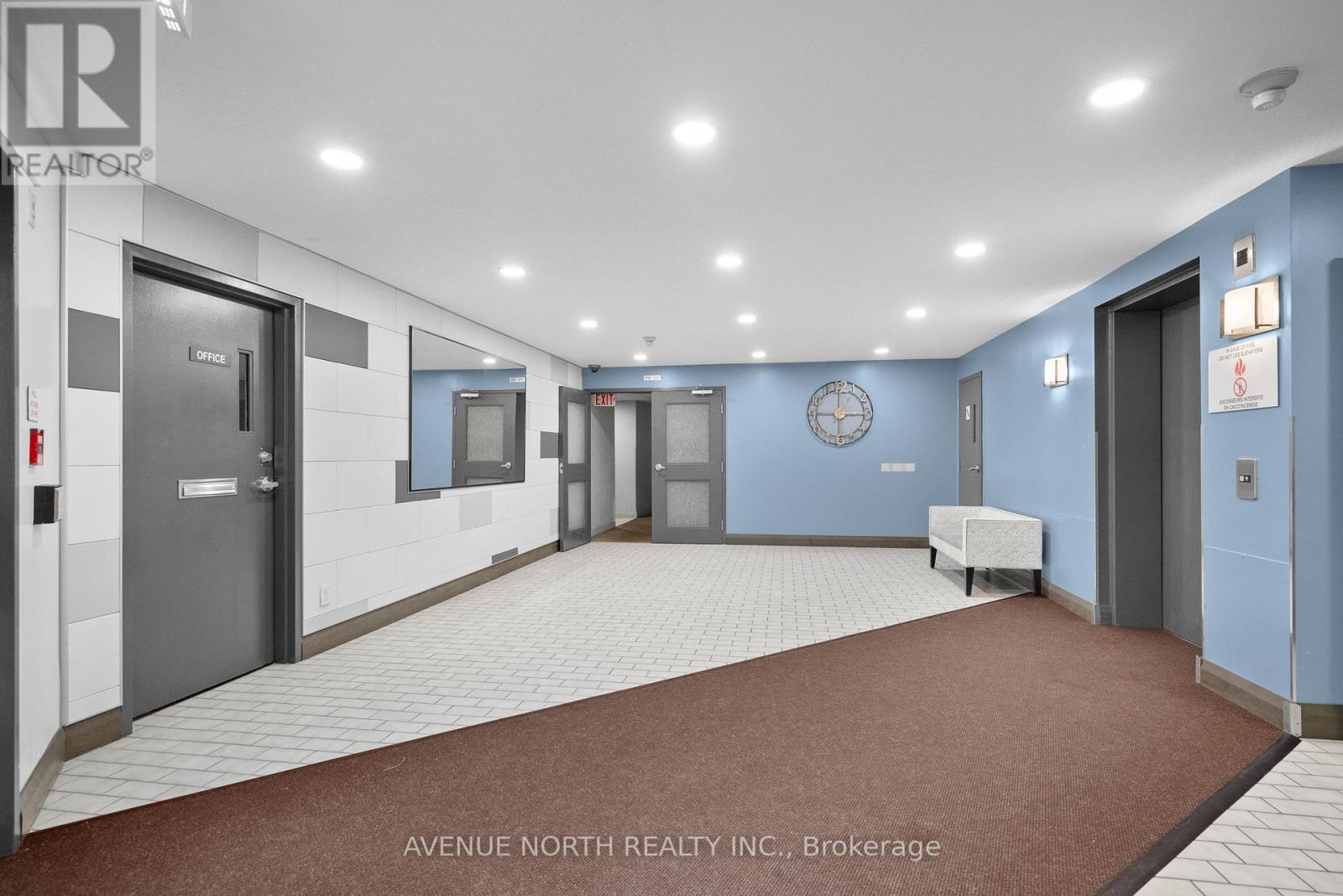 323 - 318 Lorry Greenberg Drive, Ottawa, Ontario  K1T 2R5 - Photo 2 - X12903784