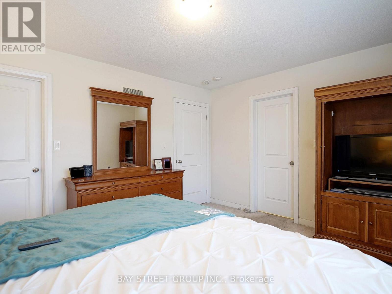 2 Longshore Way, Whitby, Ontario  L1N 0M1 - Photo 10 - E12903816