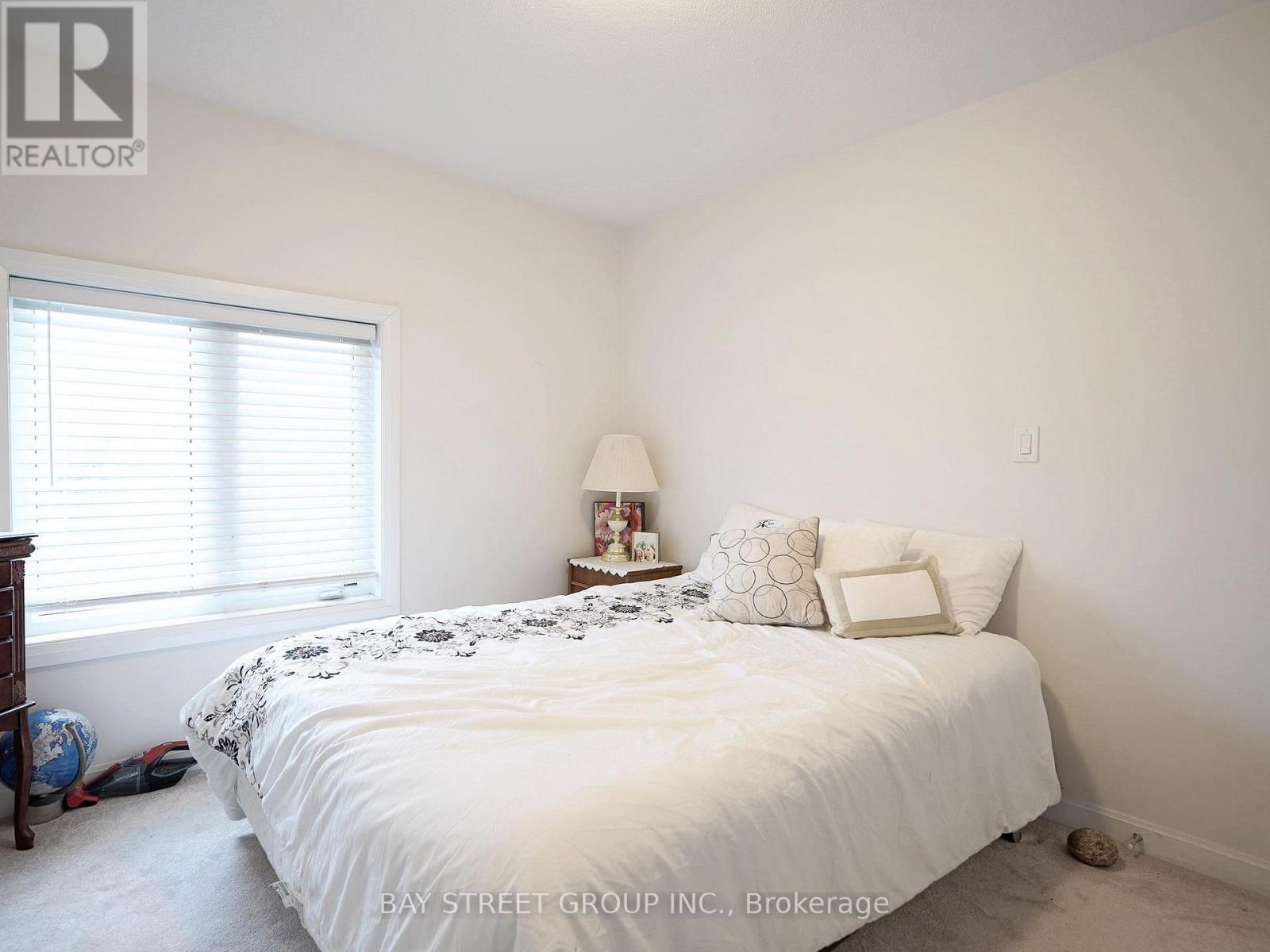 2 Longshore Way, Whitby, Ontario  L1N 0M1 - Photo 14 - E12903816