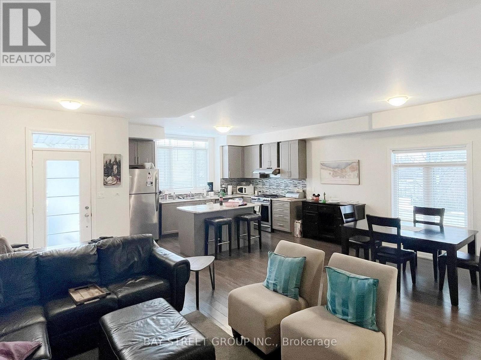 2 Longshore Way, Whitby, Ontario  L1N 0M1 - Photo 8 - E12903816