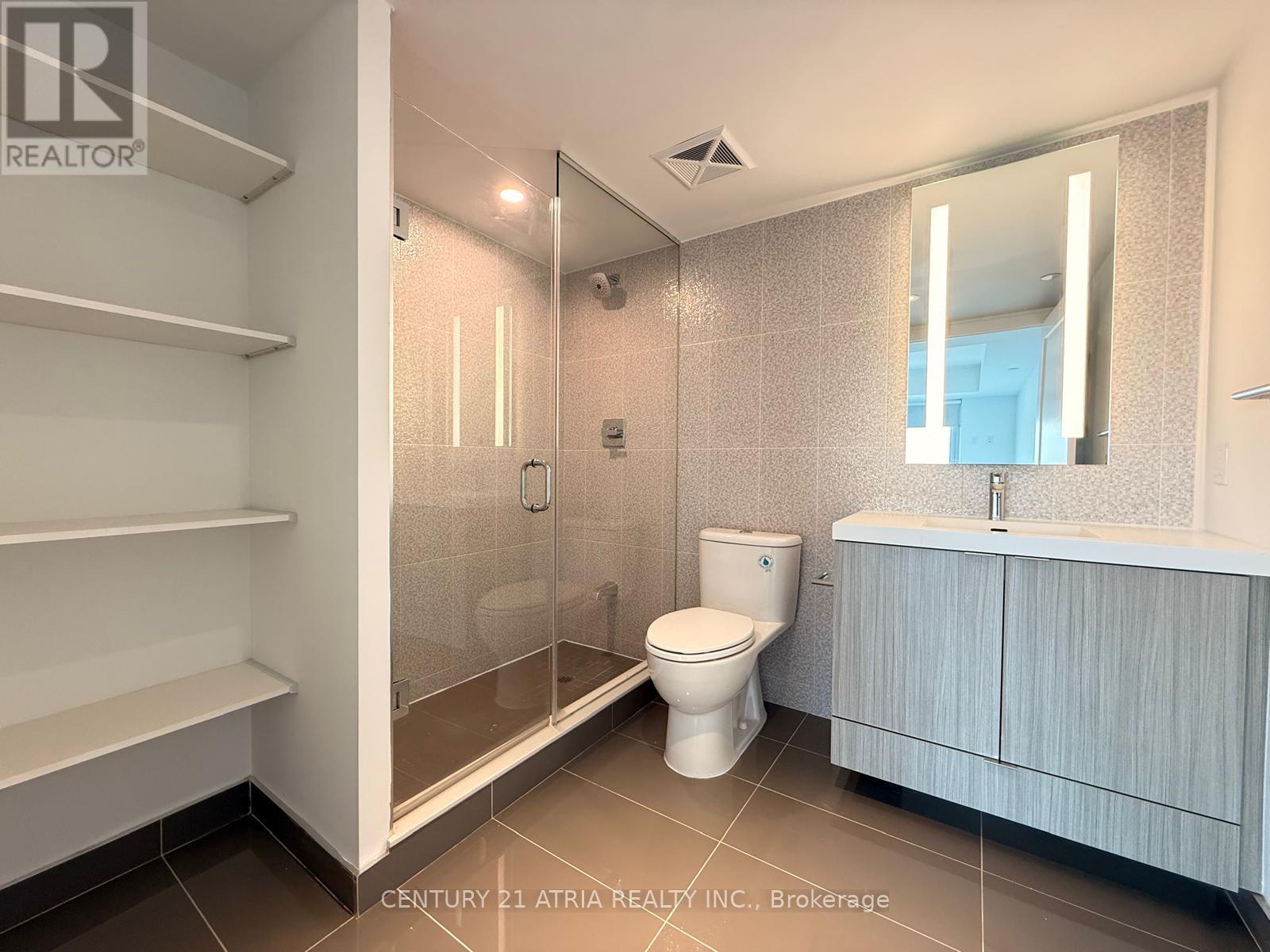 724 - 585 Bloor Street E, Toronto, Ontario  M4W 0B3 - Photo 19 - C12577780