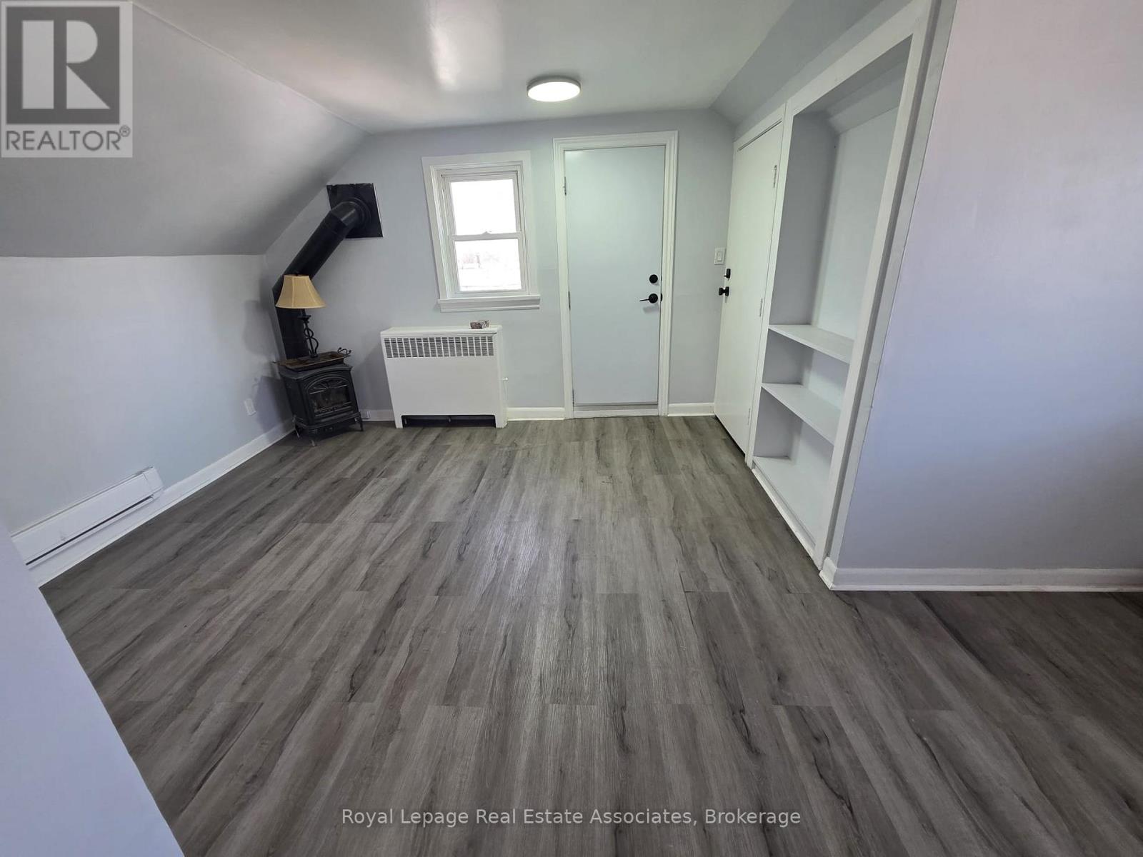 Unit 3 - 5957 Barker Street, Niagara Falls, Ontario L2G 1Y5 - Photo 15 - X12829150