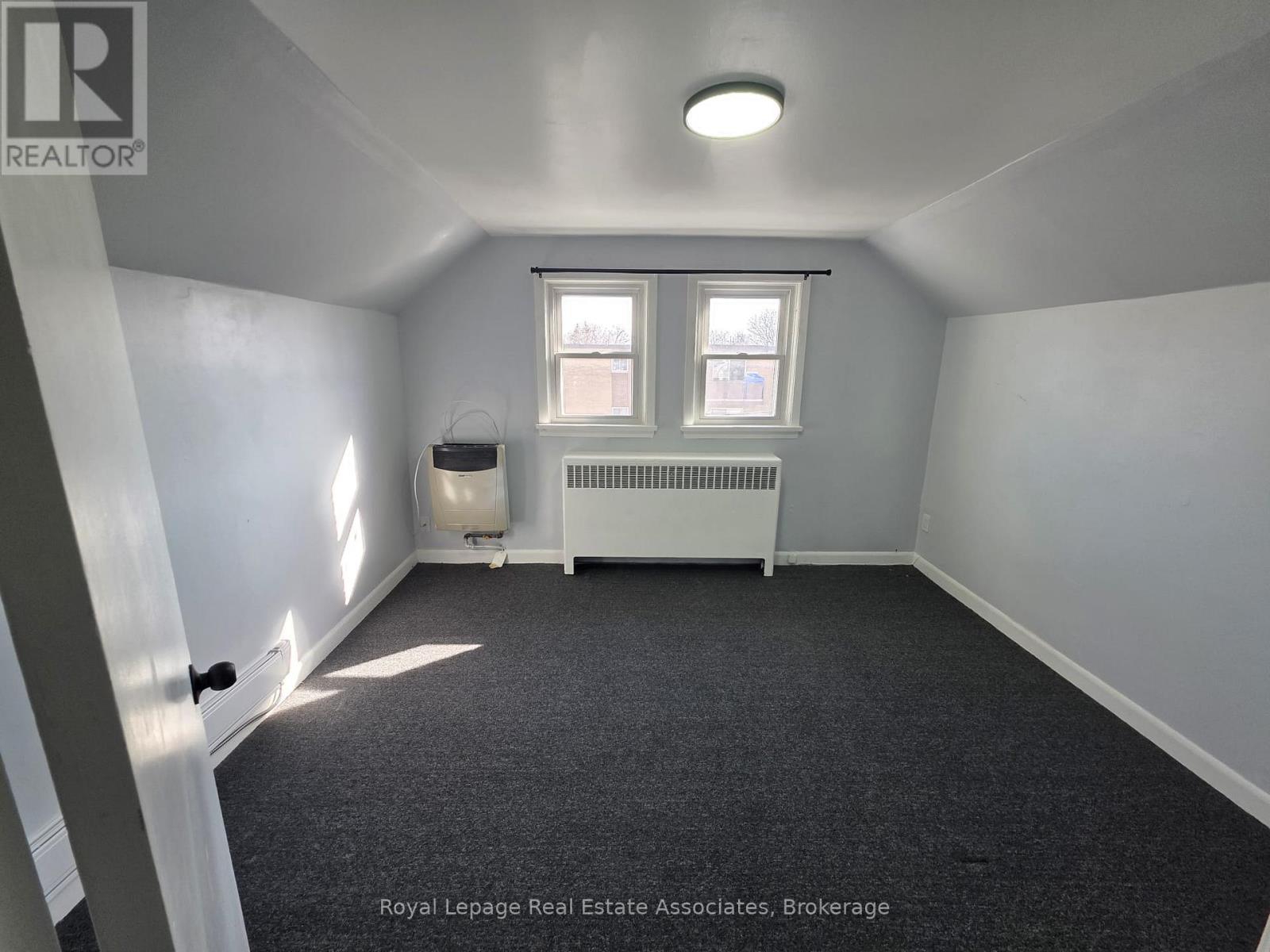 Unit 3 - 5957 Barker Street, Niagara Falls, Ontario L2G 1Y5 - Photo 8 - X12829150