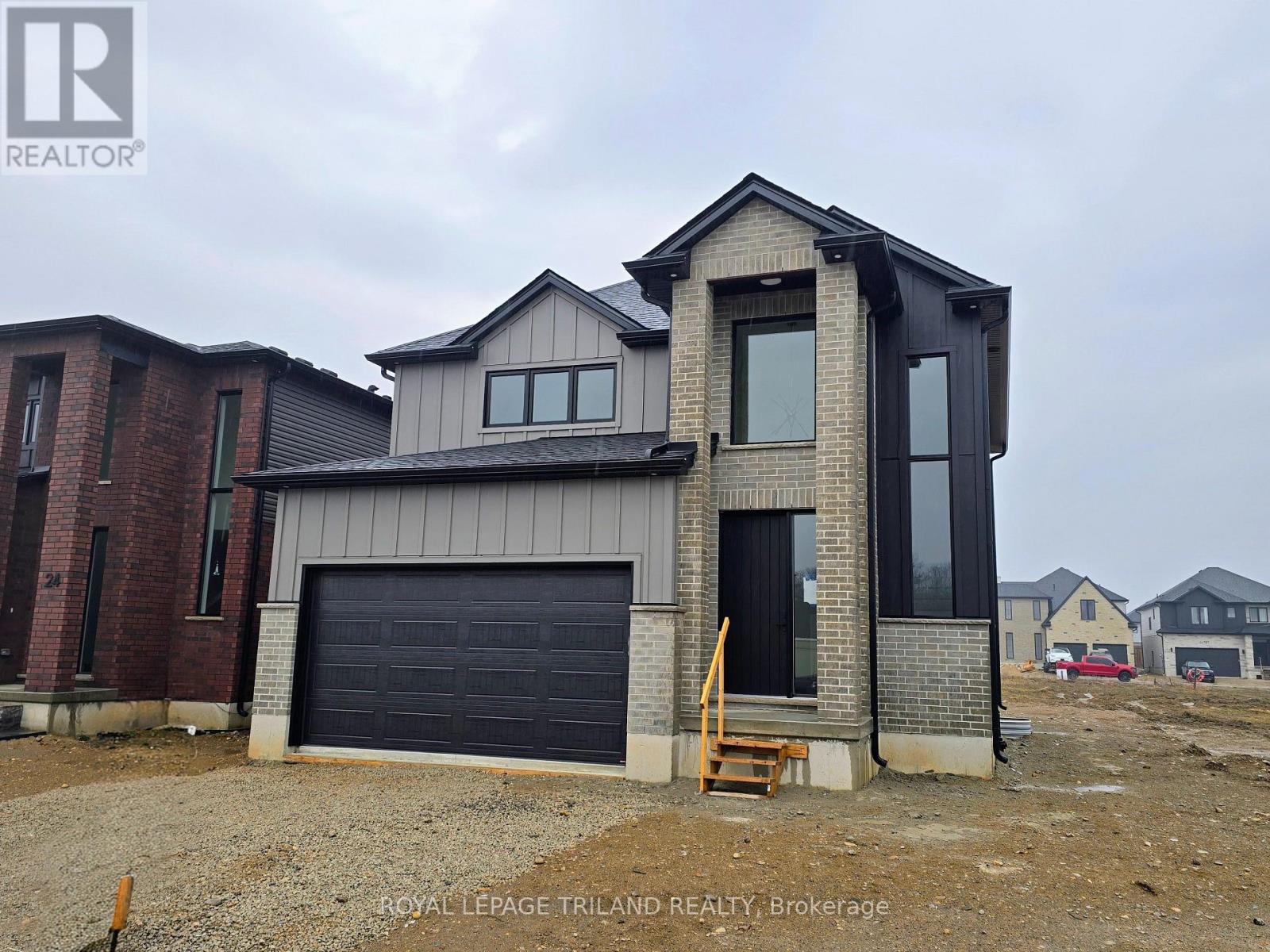 28 ALLISTER DRIVE, Middlesex Centre, Ontario