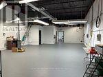 17 - 220 Industrial Parkway S, Aurora (Aurora Village), Ontario  L4G 3V6 - Photo 4 - N12903706