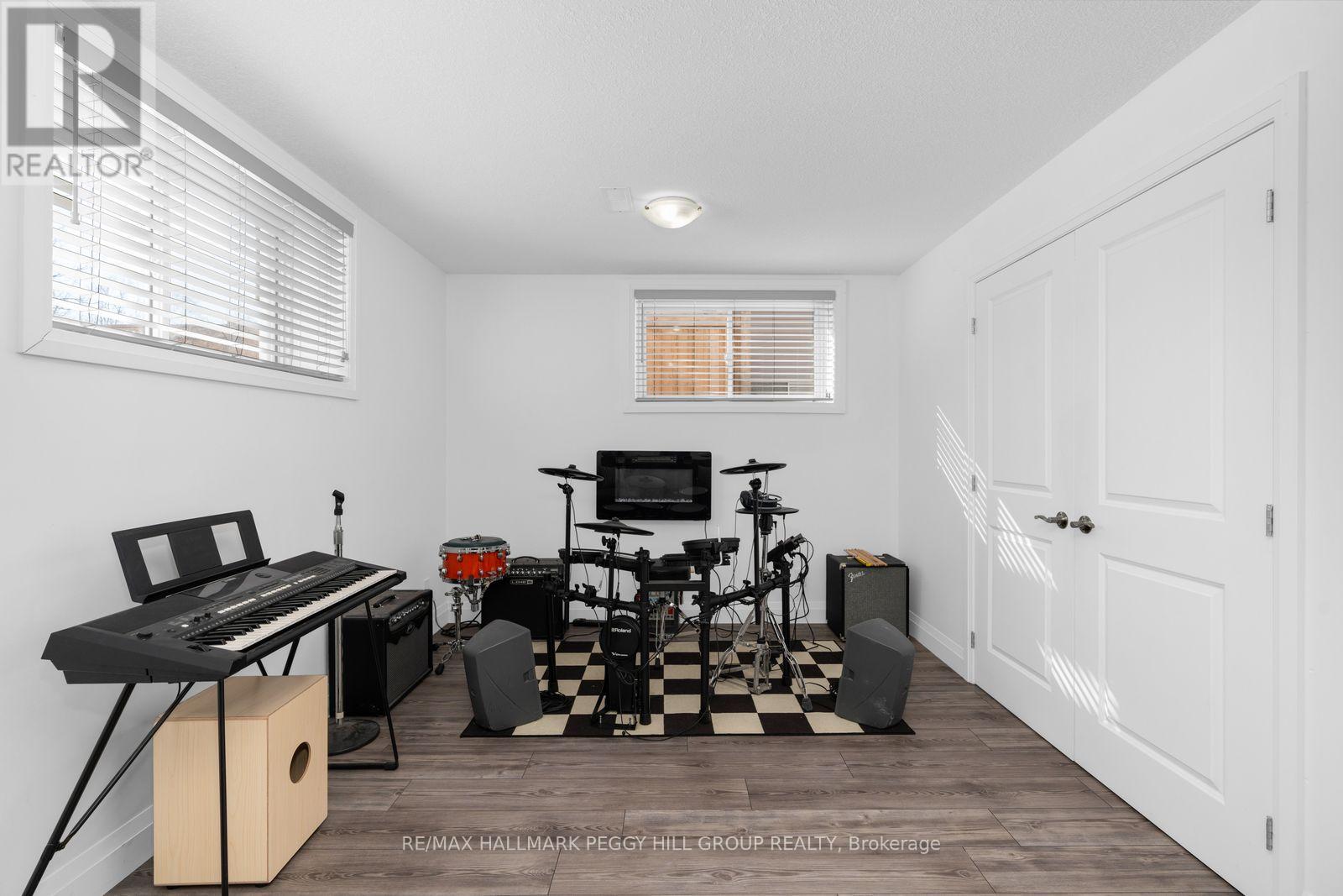 2967 Earl Street, Innisfil, Ontario  L9S 3E2 - Photo 20 - N12903720