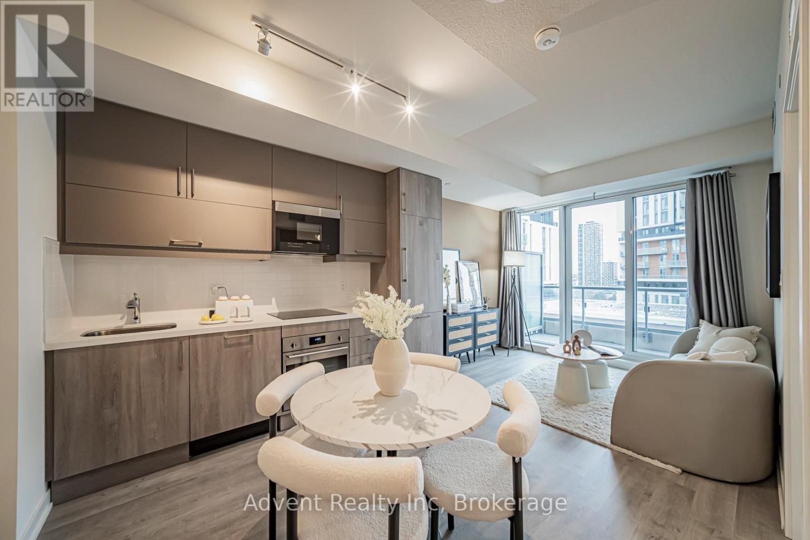 1208 - 8119 Birchmount Road, Markham (Unionville), Ontario  L6G 0H5 - Photo 11 - N12903756