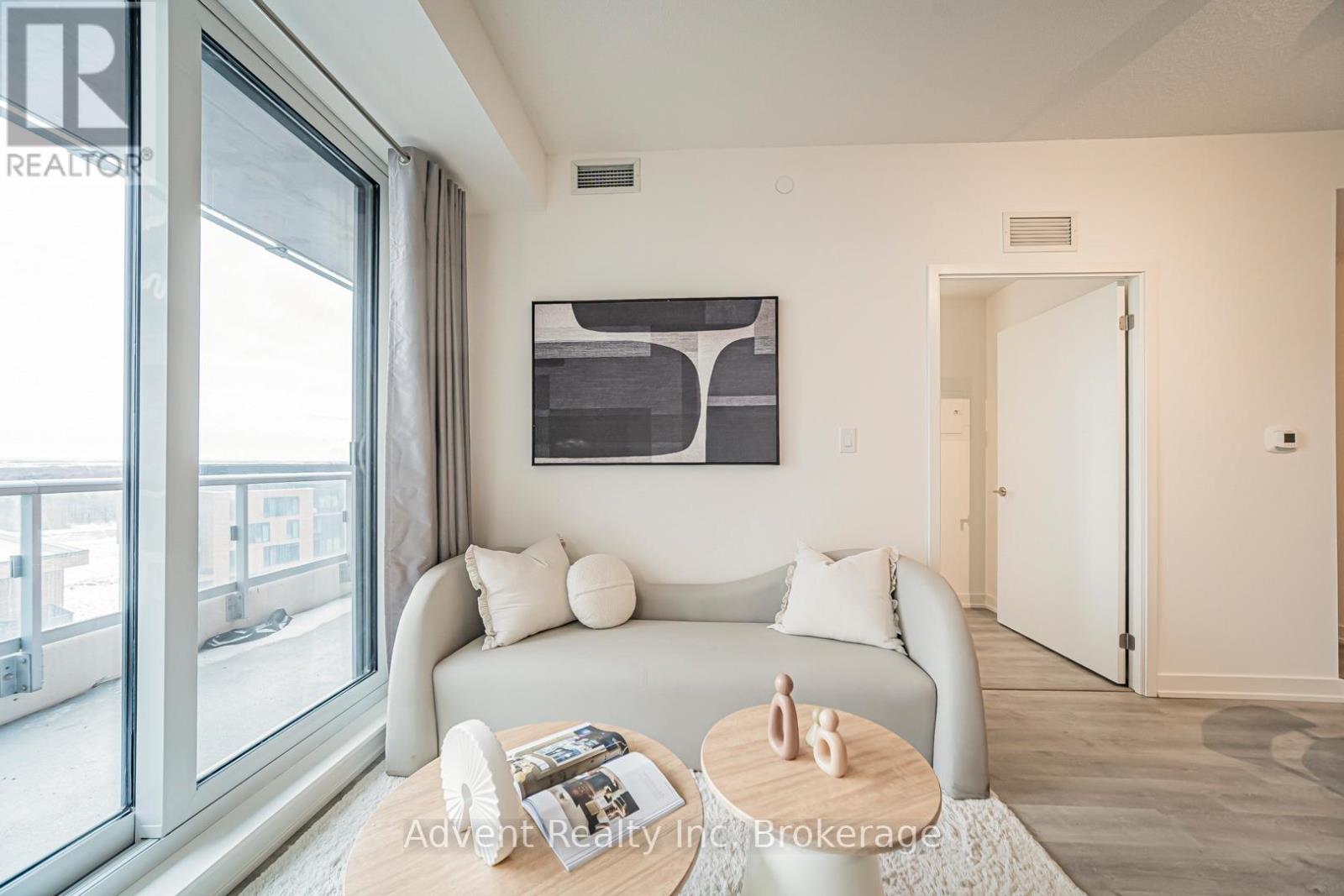 1208 - 8119 Birchmount Road, Markham (Unionville), Ontario  L6G 0H5 - Photo 3 - N12903756