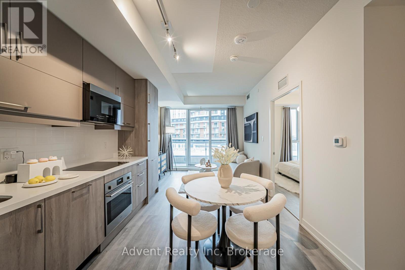 1208 - 8119 Birchmount Road, Markham (Unionville), Ontario  L6G 0H5 - Photo 9 - N12903756