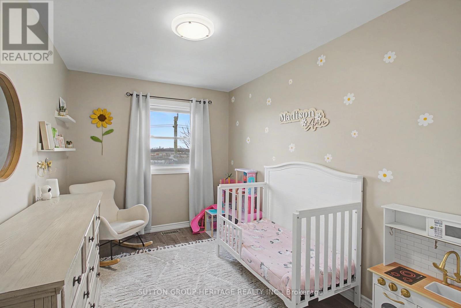 77 Lancaster Court, Georgina, Ontario  L4P 3Z9 - Photo 13 - N12903760