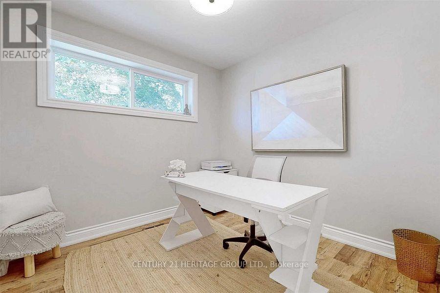 Main - 45 Lewis Drive, Newmarket (Central Newmarket), Ontario  L3Y 1R6 - Photo 12 - N12903772