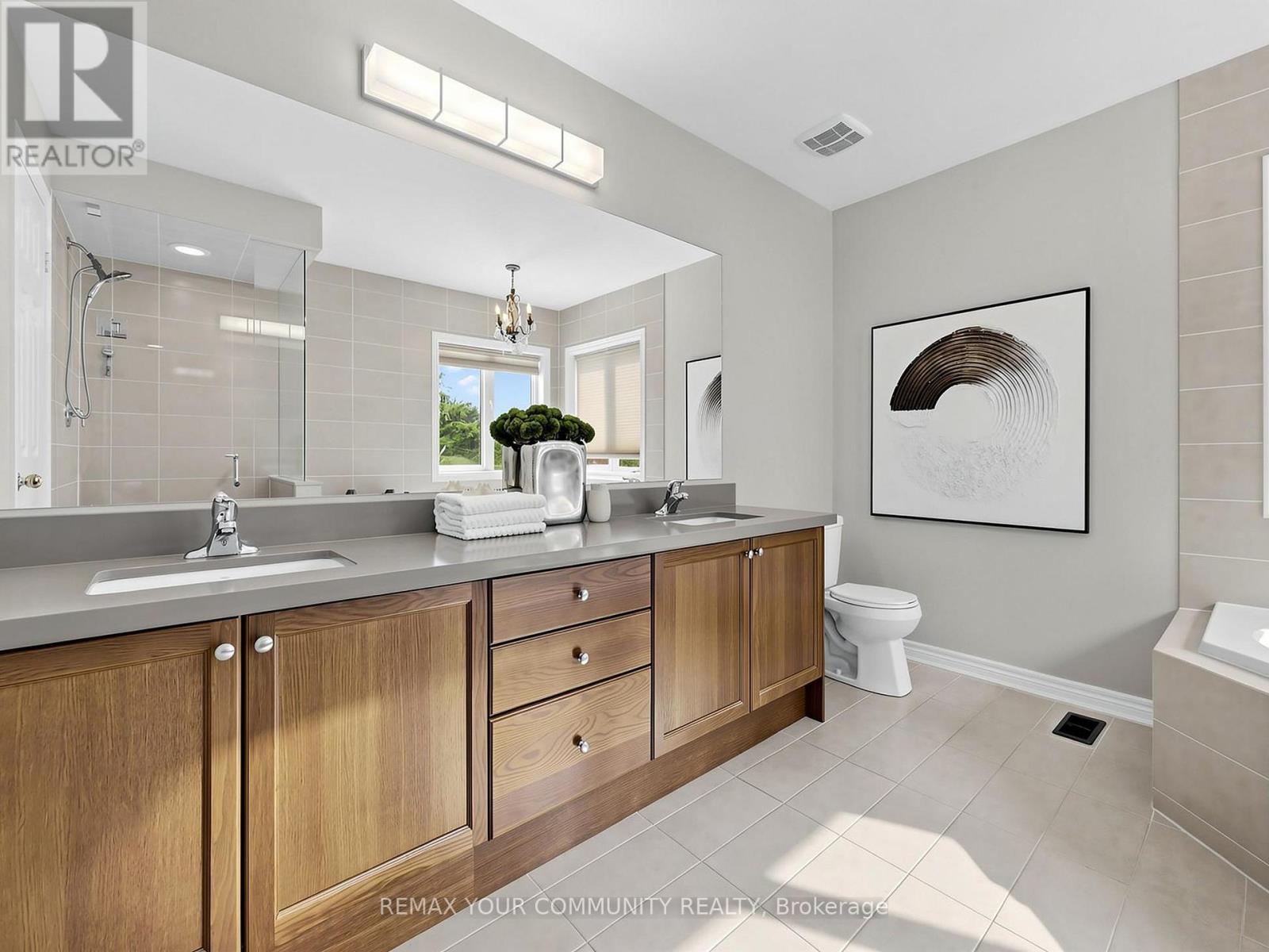 1189 Stuffles Crescent, Newmarket, Ontario  L3X 3H9 - Photo 23 - N12903802