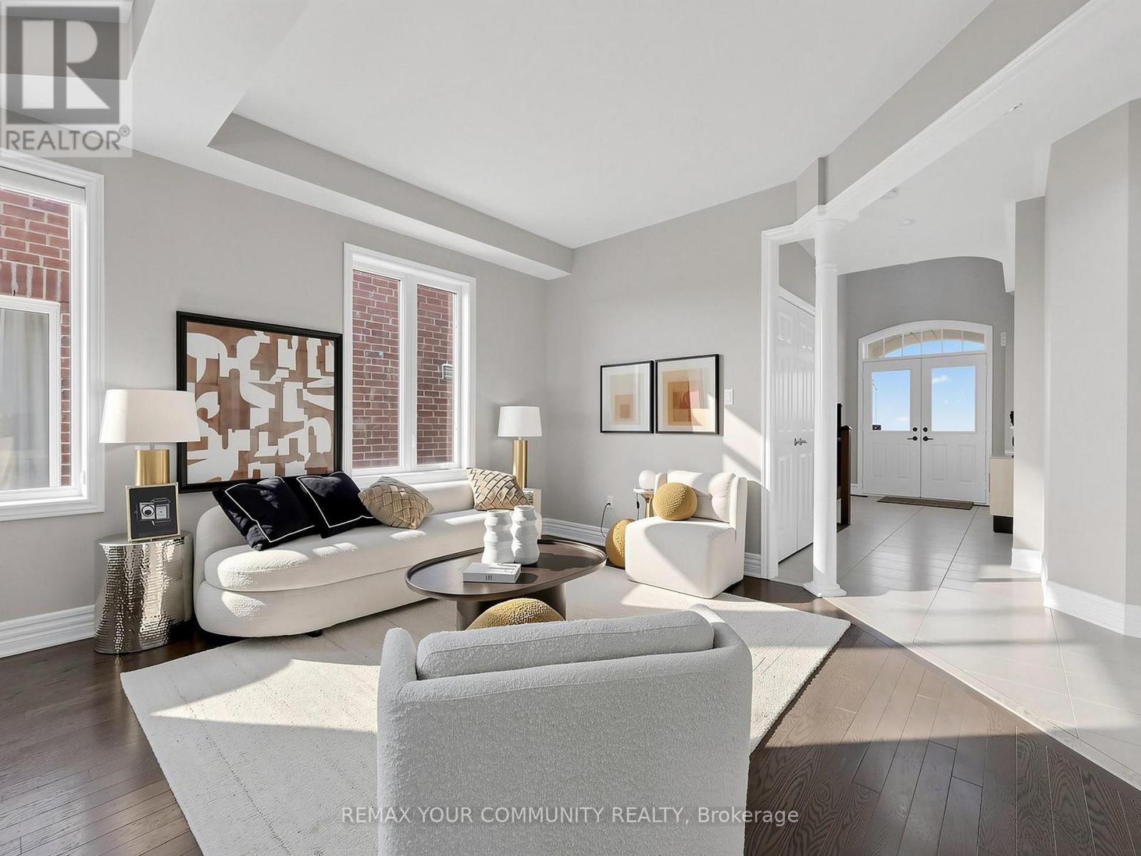 1189 Stuffles Crescent, Newmarket, Ontario  L3X 3H9 - Photo 6 - N12903802