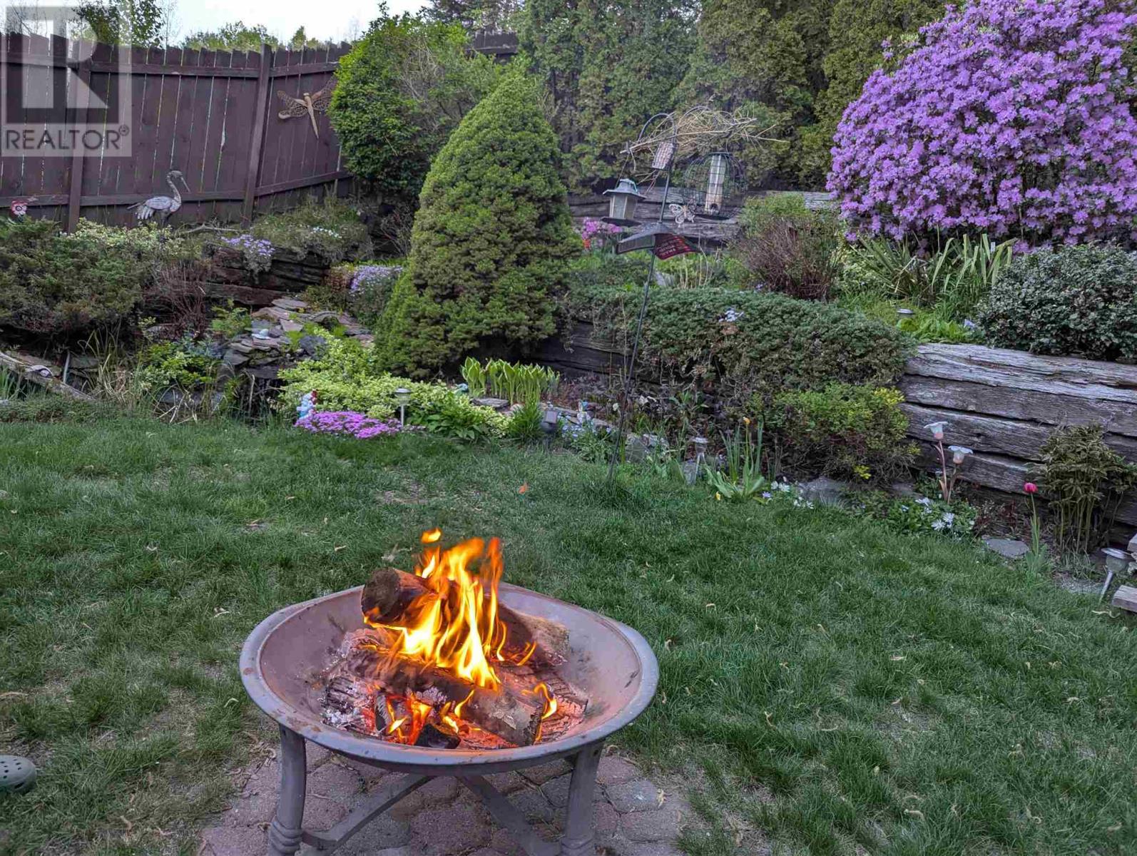 52 Hergott Ave, Elliot Lake, Ontario  P5A 3A8 - Photo 5 - SM260500