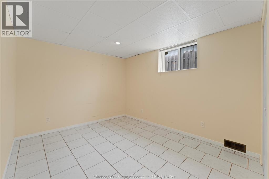 1712 Lesperance, Tecumseh, Ontario  N8N 1Y3 - Photo 31 - 26003629