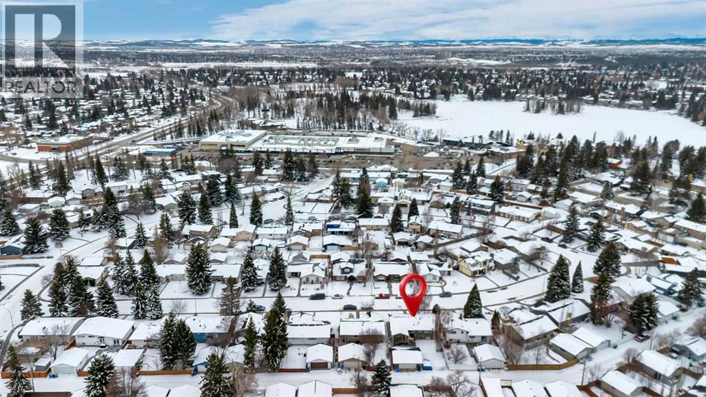 12132 Lake Waterton Crescent Se, Calgary, Alberta  T2J 2M7 - Photo 42 - A2293008