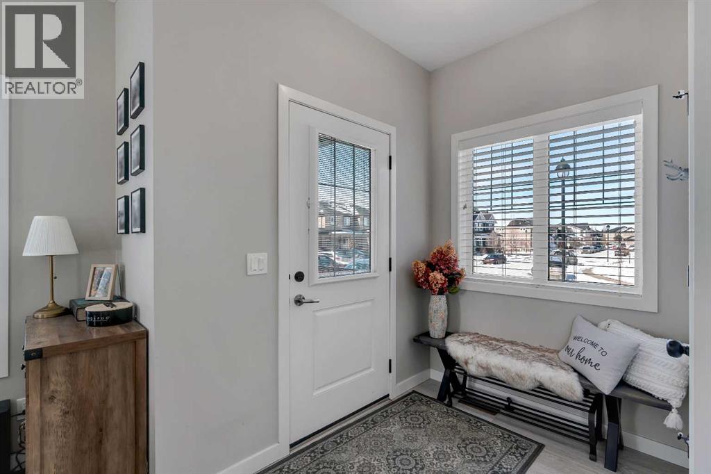 43 Ravenstern Point SE, Airdrie, Alberta  T4A 0W5 - Photo 3 - A2293900