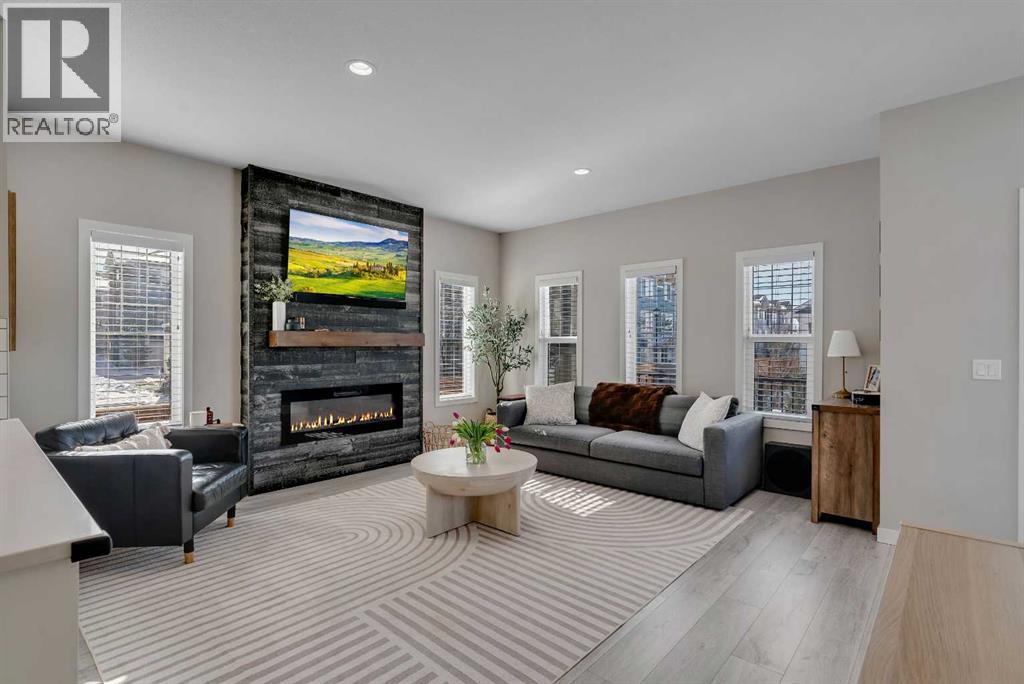 43 Ravenstern Point SE, Airdrie, Alberta  T4A 0W5 - Photo 6 - A2293900