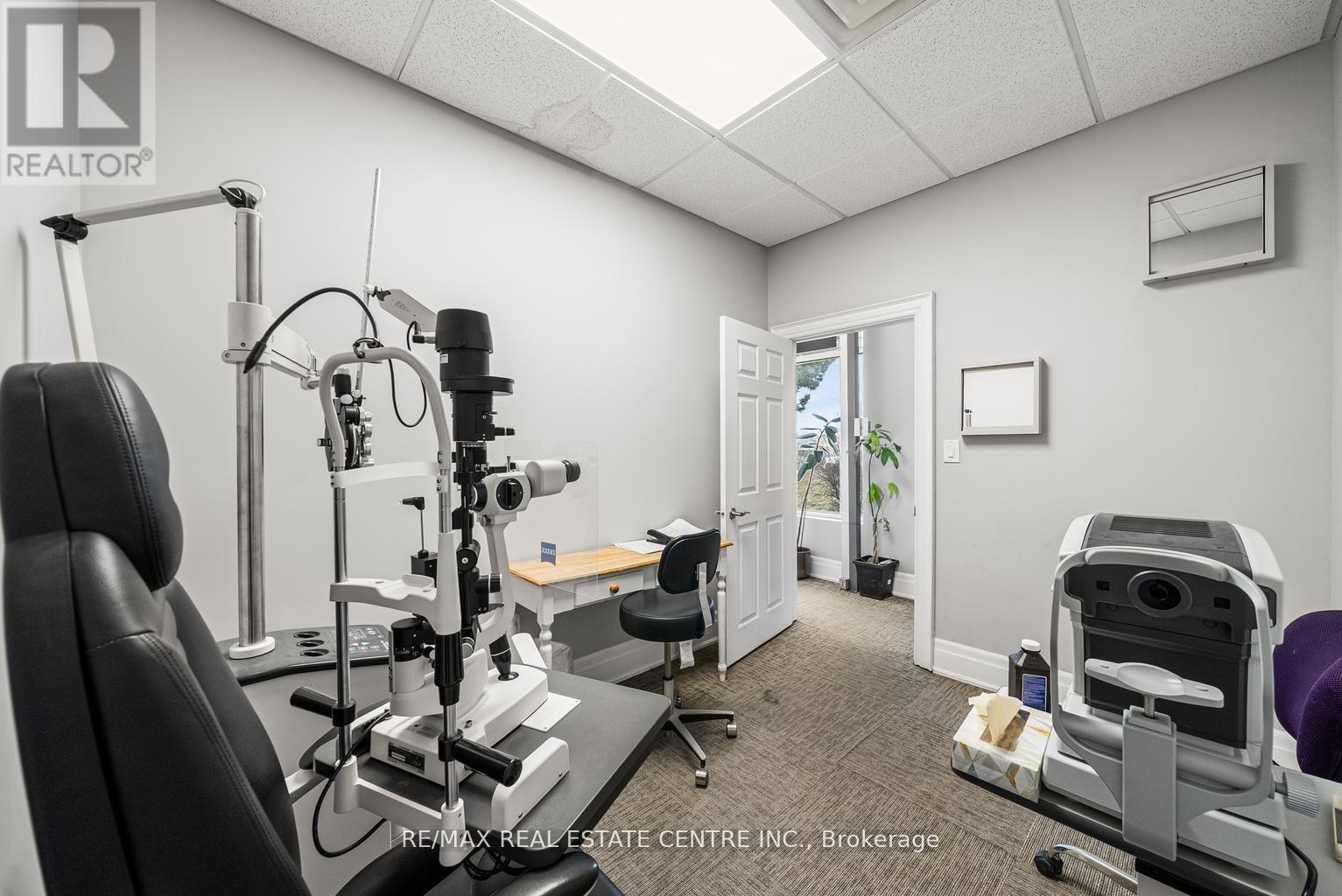 6 - 341 Parkhurst Square, Brampton, Ontario  L6T 0C2 - Photo 11 - W12903726