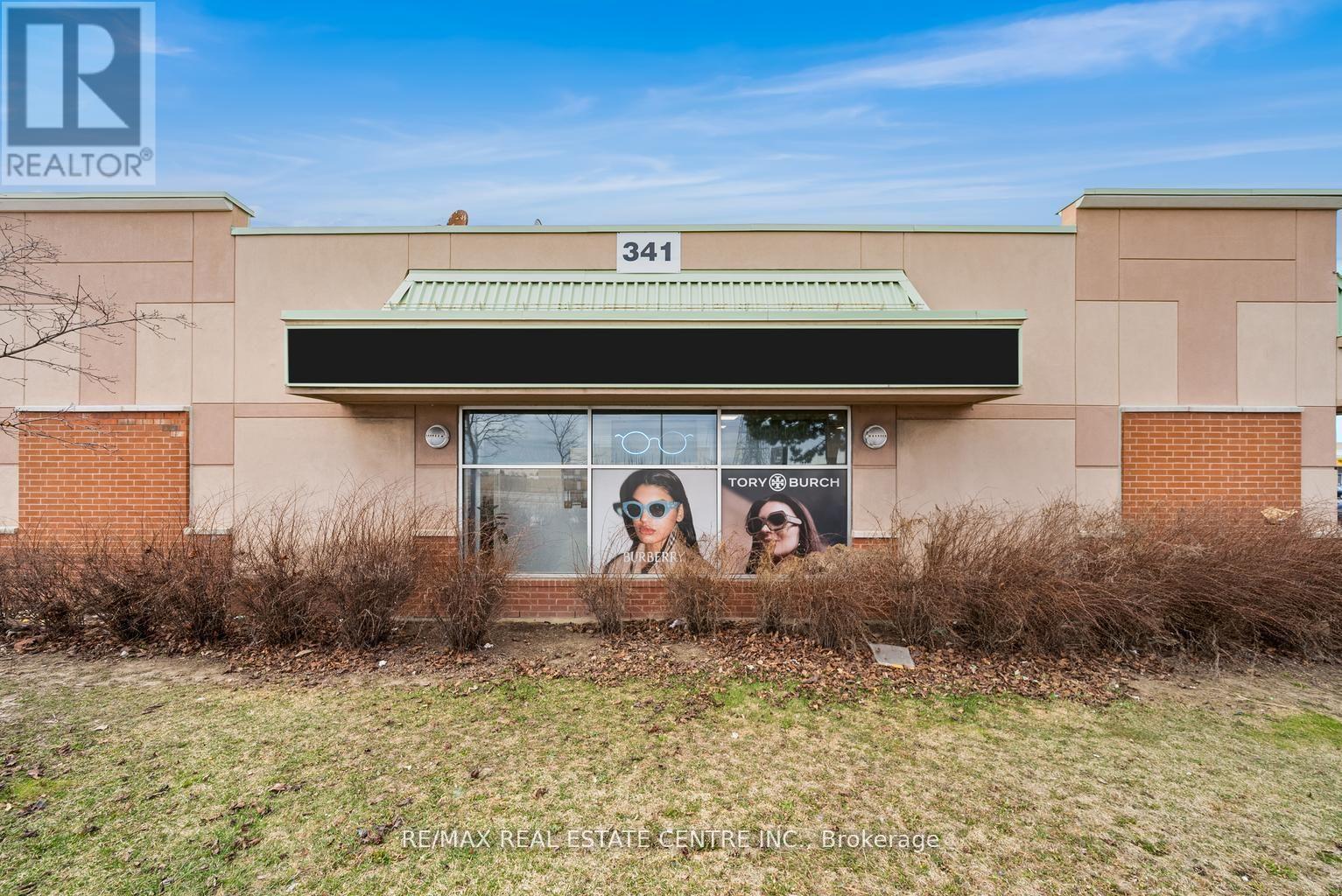 6 - 341 Parkhurst Square, Brampton, Ontario  L6T 0C2 - Photo 3 - W12903726