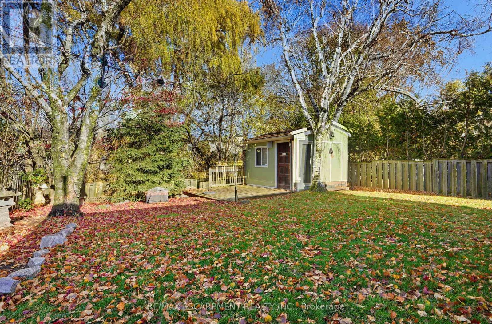 345 Erindale Drive, Burlington, Ontario  L7L 4T3 - Photo 32 - W12903754