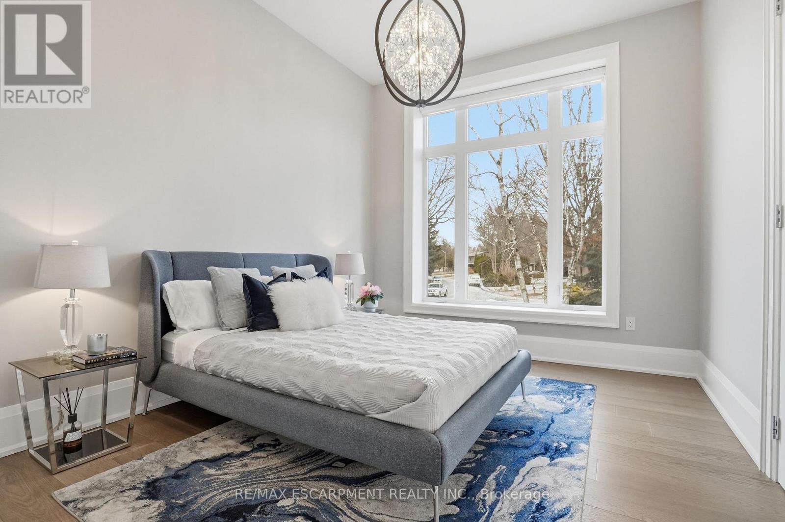 1489 Rogerswood Court, Mississauga, Ontario  L5J 1R7 - Photo 27 - W12903830