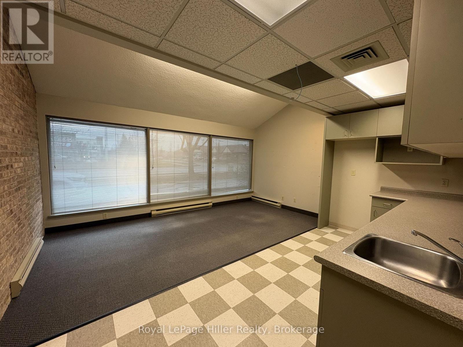 516 Huron Street, Stratford, Ontario  N5A 5T7 - Photo 18 - X12662444