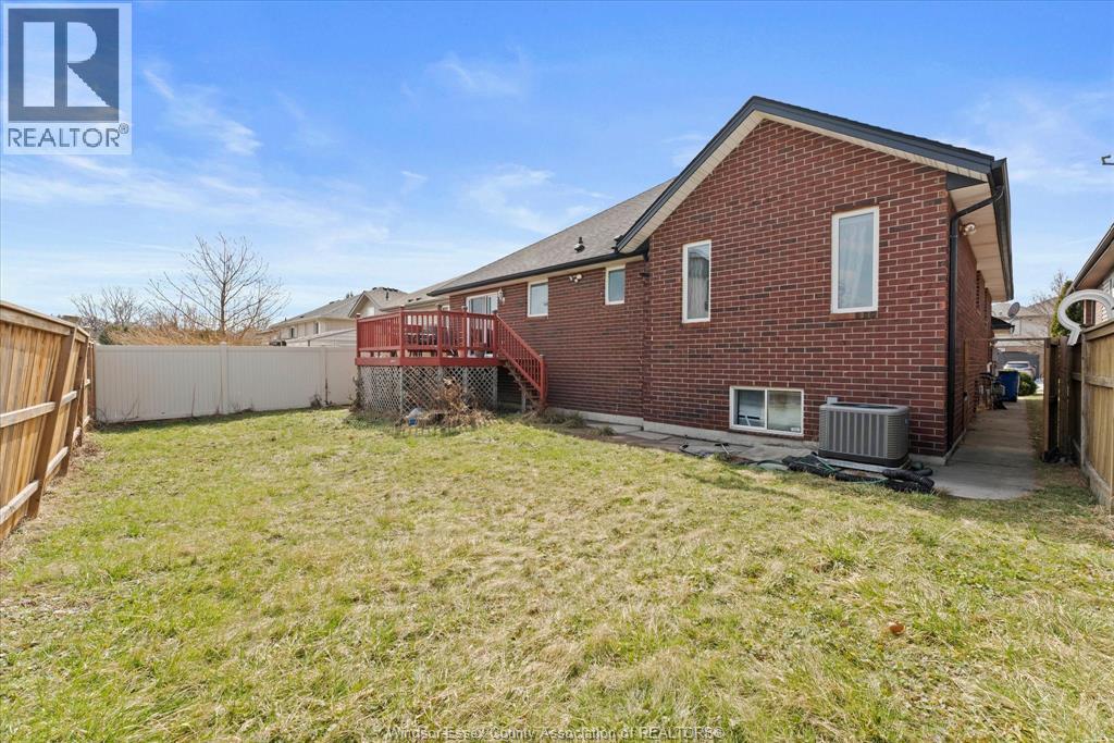 2280 Northway Avenue, Windsor, Ontario N9B 3Y3 - Photo 38 - 26005820